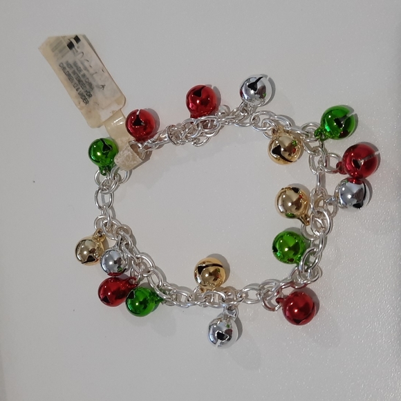 Jingle bell bracelet NWT - Picture 5 of 5